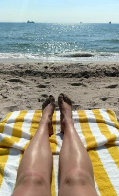 Lying_Beach_of_Westin_Fort_Lauderdale_Resort