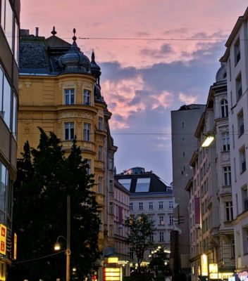 Sunset_Over_Vienna_City_Streets